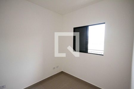 Quarto de apartamento para alugar com 2 quartos, 35m² em Vila Antonieta, São Paulo