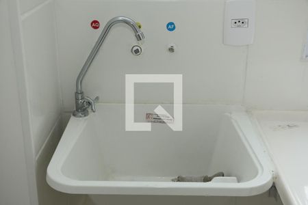 Cozinha e Área de Serviço de apartamento para alugar com 2 quartos, 45m² em Jardim Alvorada, Nova Iguaçu