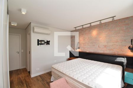 Suíte de apartamento para alugar com 2 quartos, 90m² em Alto da Glória, Curitiba