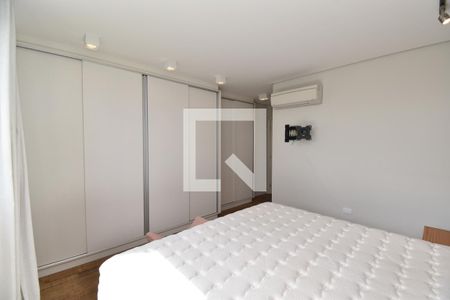 Suíte de apartamento para alugar com 2 quartos, 90m² em Alto da Glória, Curitiba