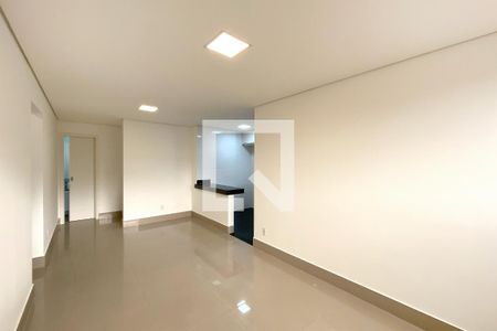 Sala de apartamento para alugar com 2 quartos, 65m² em Santa Efigênia, Belo Horizonte
