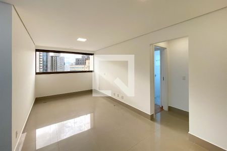 Sala de apartamento para alugar com 2 quartos, 65m² em Santa Efigênia, Belo Horizonte
