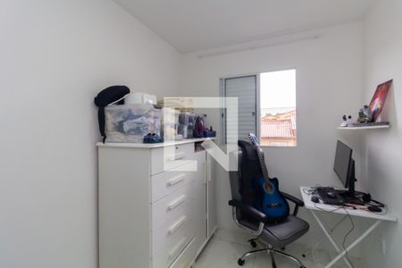 Quarto 1 de apartamento para alugar com 2 quartos, 38m² em Vila Carmosina, São Paulo