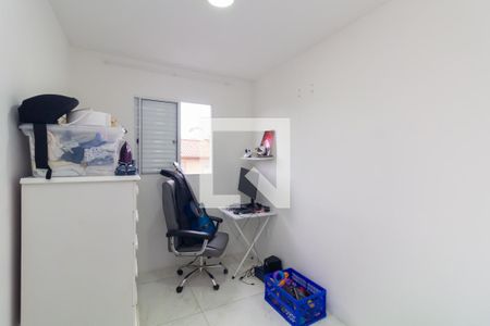 Quarto 1 de apartamento para alugar com 2 quartos, 38m² em Vila Carmosina, São Paulo