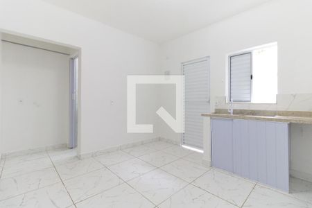 Quarto/Cozinha  de casa para alugar com 1 quarto, 26m² em Bosque da Saúde, São Paulo