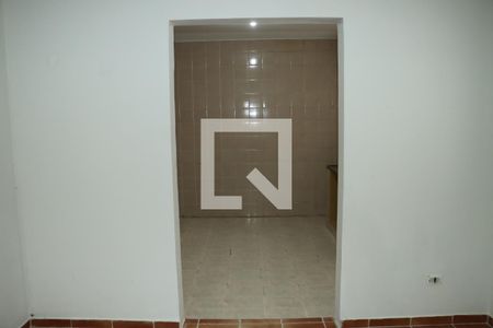 Casa para alugar com 2 quartos, 60m² em Jardim Santo Eduardo, Embu das Artes