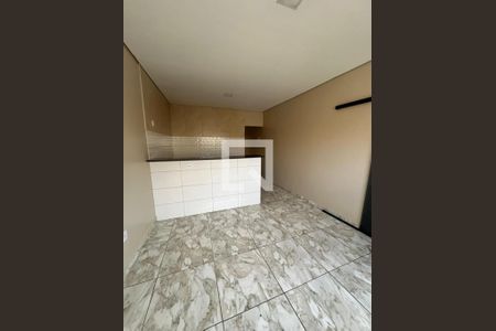 Sala/cozinha de apartamento para alugar com 2 quartos, 60m² em QR 212, Brasília