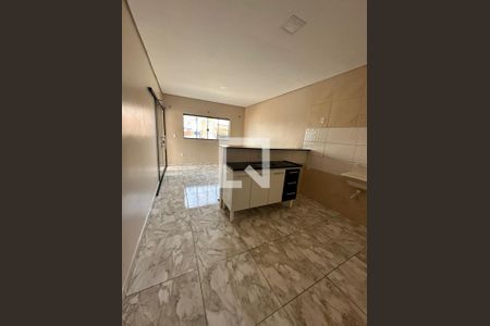 Sala/cozinha de apartamento para alugar com 2 quartos, 60m² em QR 212, Brasília