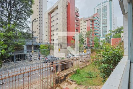 Casa à venda com 4 quartos, 225m² em Gutierrez, Belo Horizonte