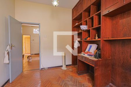 Casa à venda com 4 quartos, 225m² em Gutierrez, Belo Horizonte