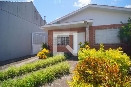 Fachada Interna de casa à venda com 3 quartos, 600m² em Bom Jesus, Porto Alegre
