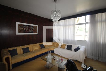 Apartamento à venda com 4 quartos, 215m² em Santa Cecilia, São Paulo