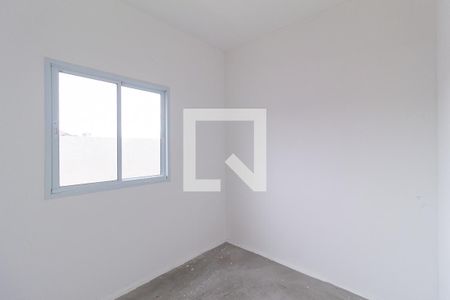 Quarto 1 de apartamento para alugar com 2 quartos, 38m² em Vila Sul Americana, Carapicuíba