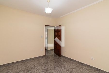 Quarto 1 de casa para alugar com 3 quartos, 200m² em Vila Ré, São Paulo