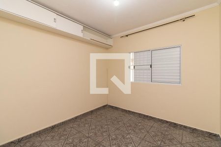 Quarto 2 de casa para alugar com 3 quartos, 200m² em Vila Ré, São Paulo