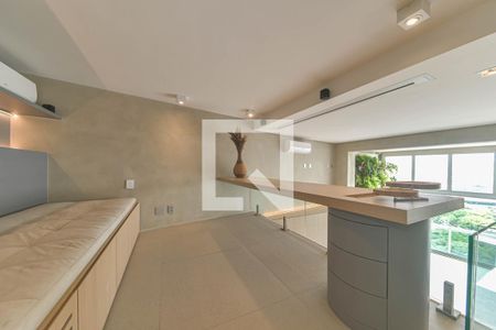 Sala de TV de apartamento à venda com 1 quarto, 95m² em Cidade Monções, São Paulo