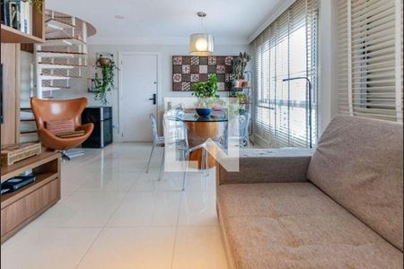 Apartamento à venda com 2 quartos, 101m² em Vila Olímpia, São Paulo