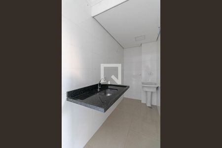Sala/Cozinha/Área de Serviço  de apartamento para alugar com 2 quartos, 40m² em Vila Euthalia, São Paulo