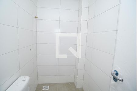 Banheiro de apartamento para alugar com 1 quarto, 36m² em Jardim Algarve, Viamão