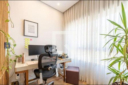 Casa à venda com 3 quartos, 200m² em Tamboré, Santana de Parnaíba