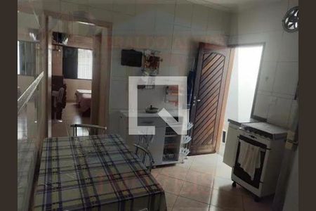 Casa à venda com 3 quartos, 143m² em Vila Brasilio Machado, São Paulo