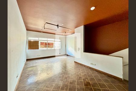 Cômodo 1  de casa para alugar com 2 quartos, 192m² em Sumarezinho, São Paulo