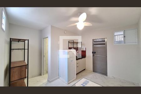 Sala/Quarto/Cozinha de kitnet/studio para alugar com 1 quarto, 20m² em Barra Funda, São Paulo
