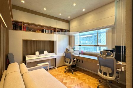 Escritório de apartamento à venda com 3 quartos, 100m² em Leme, Rio de Janeiro