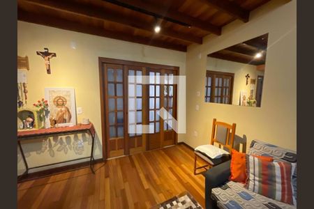 Casa à venda com 3 quartos, 116m² em Petrópolis, Novo Hamburgo