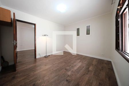 Quarto 1 de casa para alugar com 3 quartos, 120m² em Burgo Paulista, São Paulo