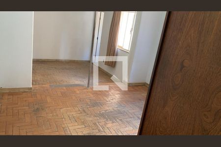 Casa à venda com 4 quartos, 184m² em Santo Antônio, Belo Horizonte