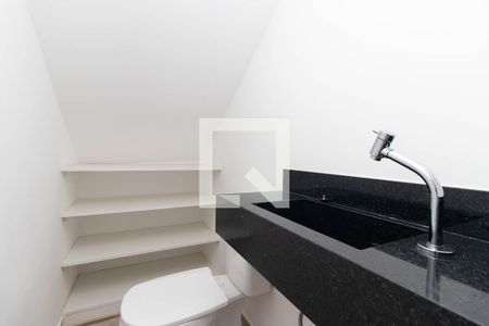 Lavabo de casa à venda com 2 quartos, 130m² em Vila Mazzei, São Paulo