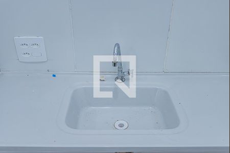 Sala, cozinha e área de serviço de apartamento para alugar com 2 quartos, 36m² em Jardim Pereira Leite, São Paulo