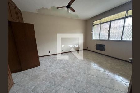 Casa à venda com 4 quartos, 640m² em Vista Alegre, Rio de Janeiro