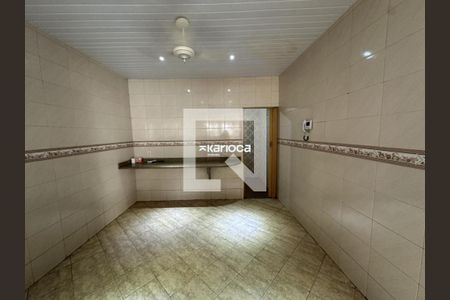 Casa à venda com 4 quartos, 640m² em Vista Alegre, Rio de Janeiro