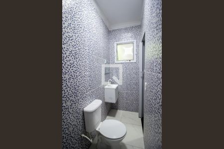 Banheiro  de kitnet/studio para alugar com 1 quarto, 49m² em Jardim Tupinamba, Sorocaba