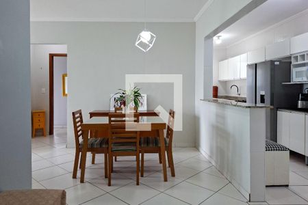 Sala de apartamento para alugar com 2 quartos, 78m² em Vila Caiçara, Praia Grande