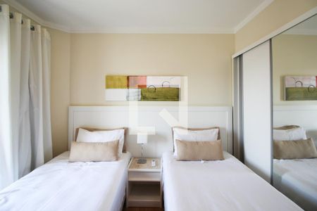 Quarto de apartamento para alugar com 2 quartos, 69m² em Itaim Bibi, São Paulo