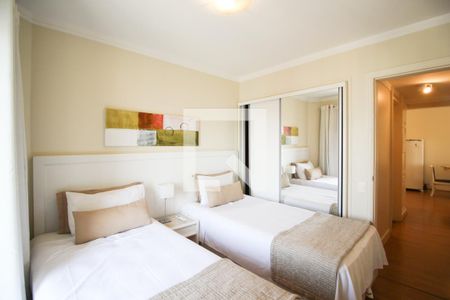 Quarto de apartamento para alugar com 2 quartos, 69m² em Itaim Bibi, São Paulo