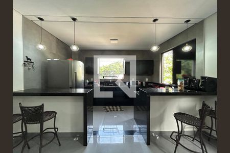 Casa à venda com 3 quartos, 599m² em Tupã, Contagem