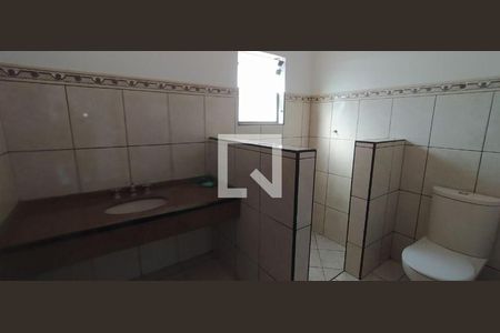 Casa à venda com 4 quartos, 211m² em Parque São Lucas, São Paulo