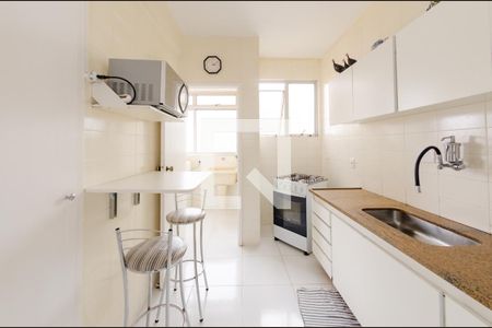 Cozinha de apartamento à venda com 4 quartos, 120m² em Gutierrez, Belo Horizonte