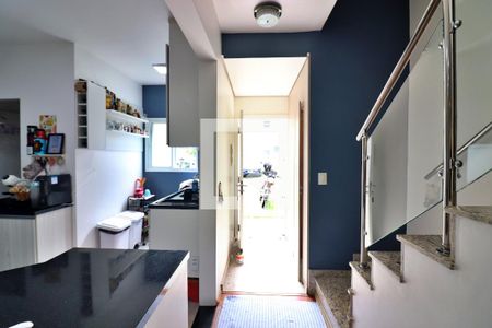 Sala  de casa de condomínio à venda com 3 quartos, 107m² em Planalto, São Bernardo do Campo