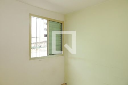 Quarto 1 de apartamento para alugar com 2 quartos, 56m² em Conjunto Residencial José Bonifácio, São Paulo