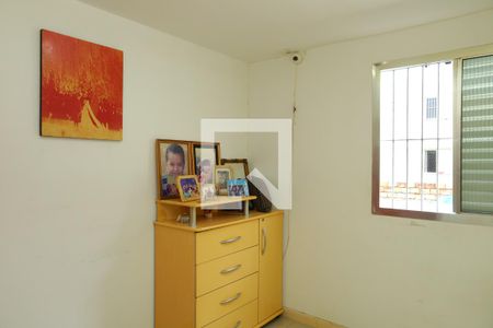 Quarto 1 de apartamento para alugar com 2 quartos, 56m² em Conjunto Residencial José Bonifácio, São Paulo