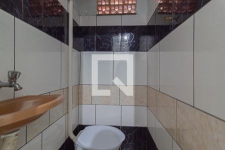 Banheiro de casa para alugar com 1 quarto, 25m² em Vila Robertina, São Paulo