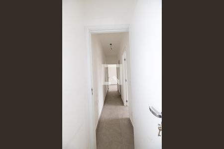 Corredor de apartamento à venda com 2 quartos, 70m² em Vila Creti, Barueri