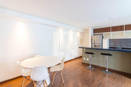 Sala de apartamento à venda com 2 quartos, 72m² em Vila Nova Conceição, São Paulo