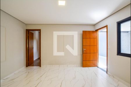 Sala de casa para alugar com 2 quartos, 175m² em Jardim das Maravilhas, Santo André