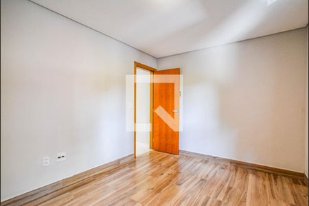 Quarto 1 de casa para alugar com 2 quartos, 175m² em Jardim das Maravilhas, Santo André